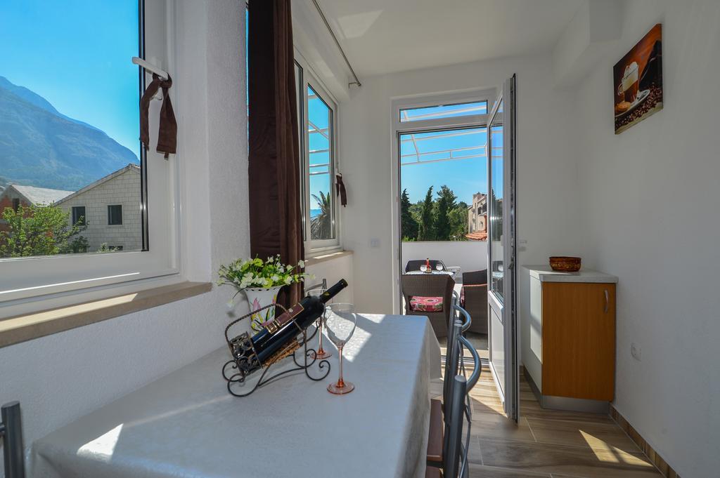 Apartments Luxury Oasis Makarska Exterior photo