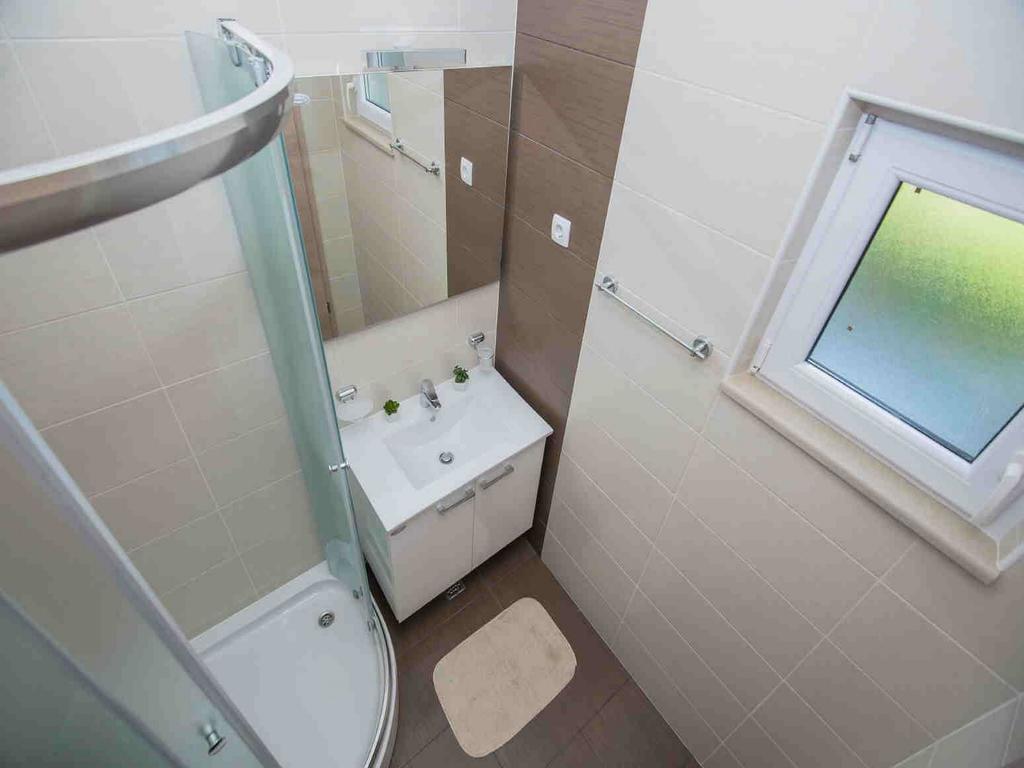 Apartments Luxury Oasis Makarska Exterior photo